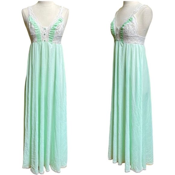 Vintage Other - Dreamy Handmade OOAK Vintage 1960s Mint Lace Ruffle Lingerie Nightgown